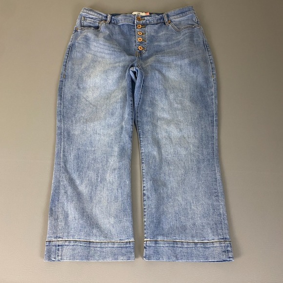CAbi Denim - Cabi Palm Beach Crop Jeans Button Fly Wide Leg Denim Size 16 Blue Light Wash